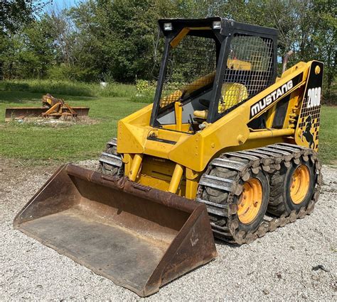 2060 mustang skid steer|mustang skid steer dealer locator.